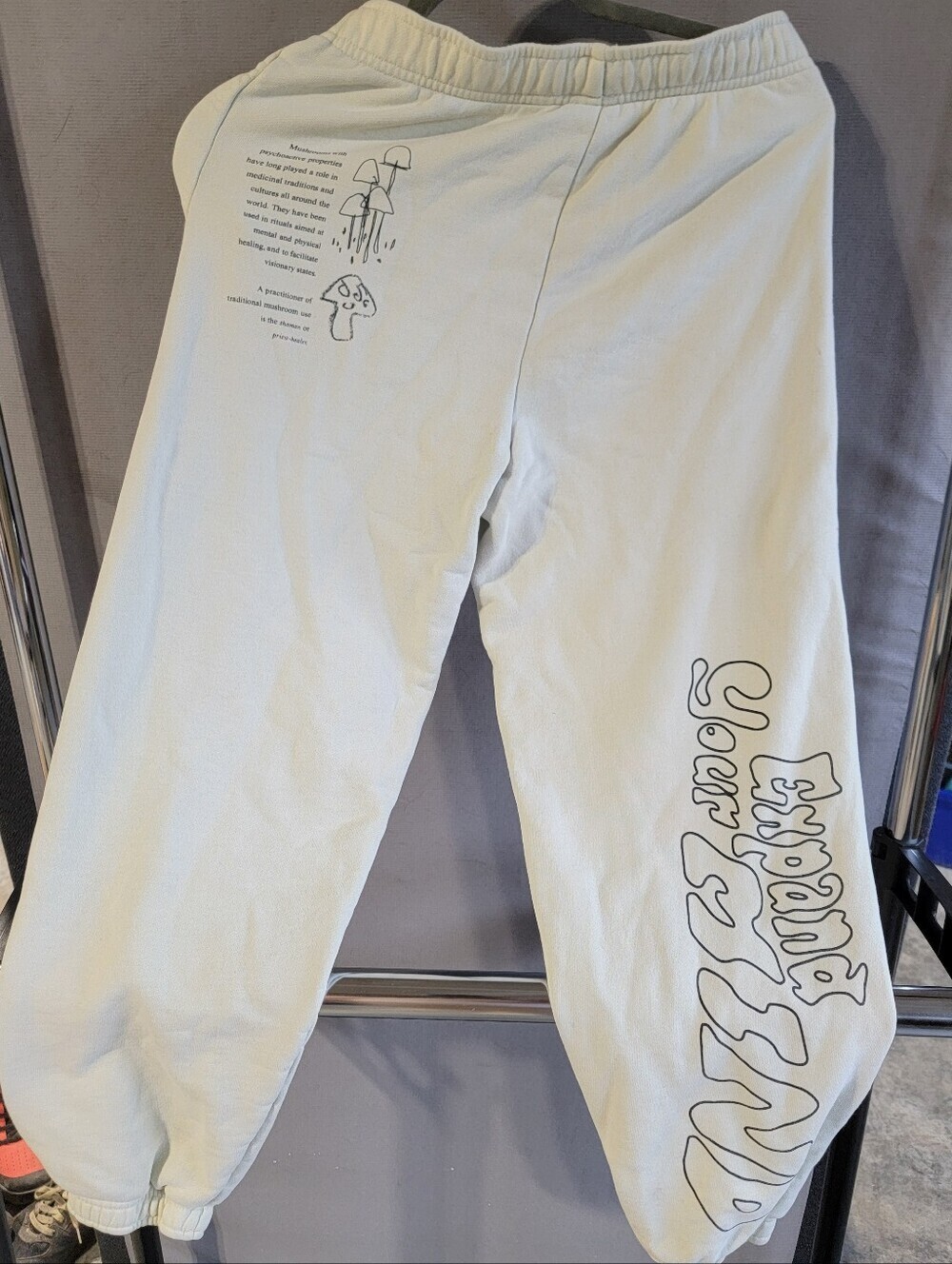 TNA Sweatpants - Picture 2 of 4